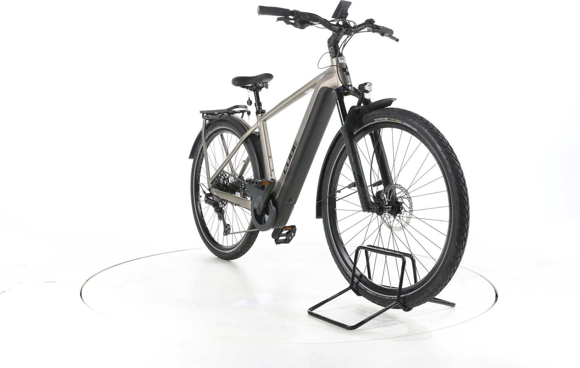 Produit reconditionné - Cube Kathmandu Hybrid Pro Trekking E-Bike 2024 - Très Bon Etat