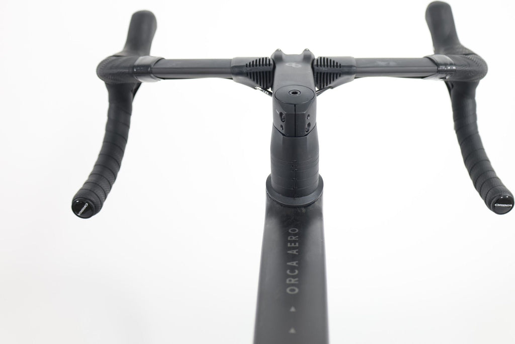 Produit Reconditionné · Vélo de route ORBEA Orca Aero M30 LTD 2024 · Très bon état