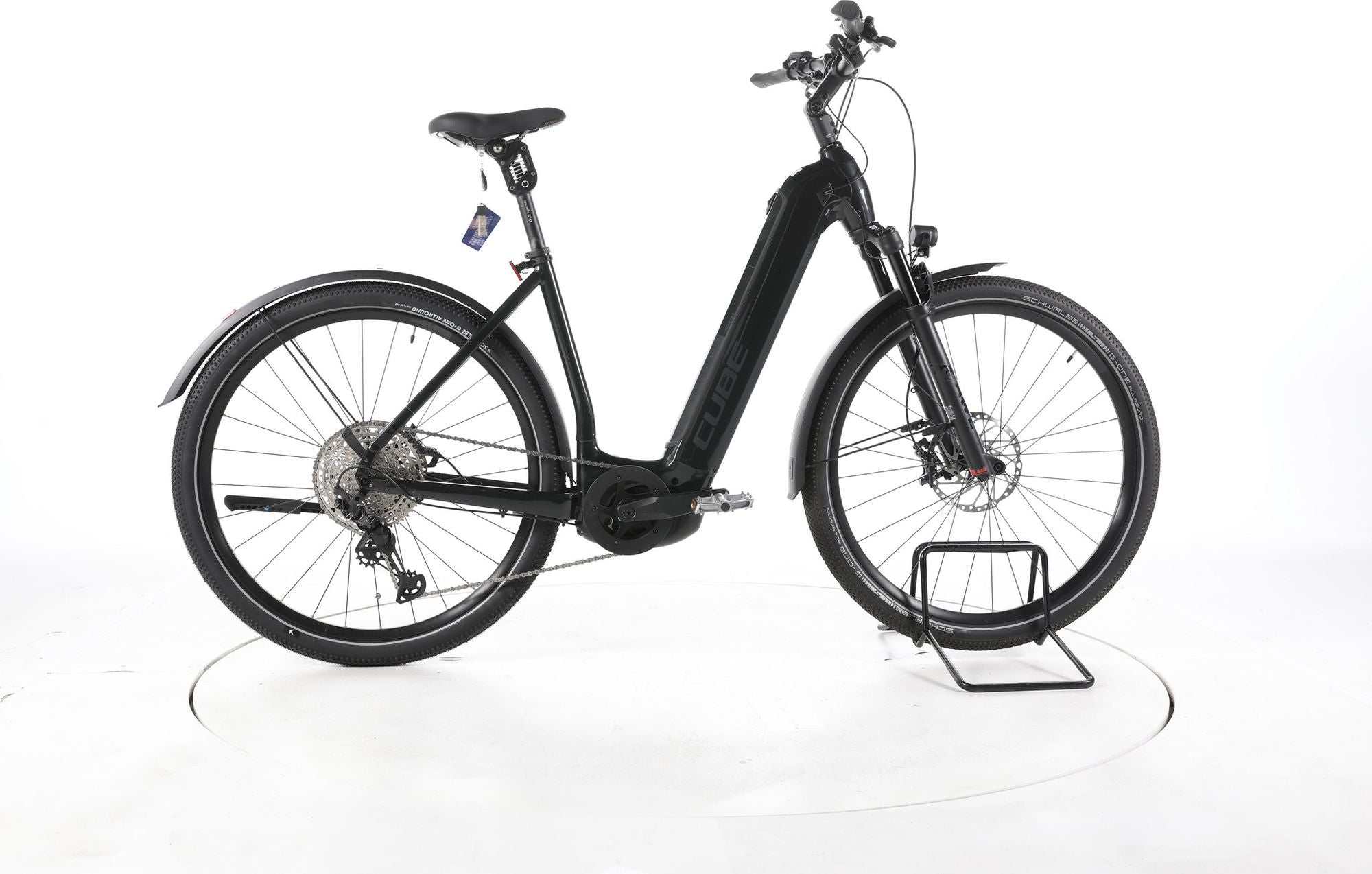 Produit reconditionné - Cube Nuride Hybrid SLT Allroad Trekking E-Bike - Très Bon Etat