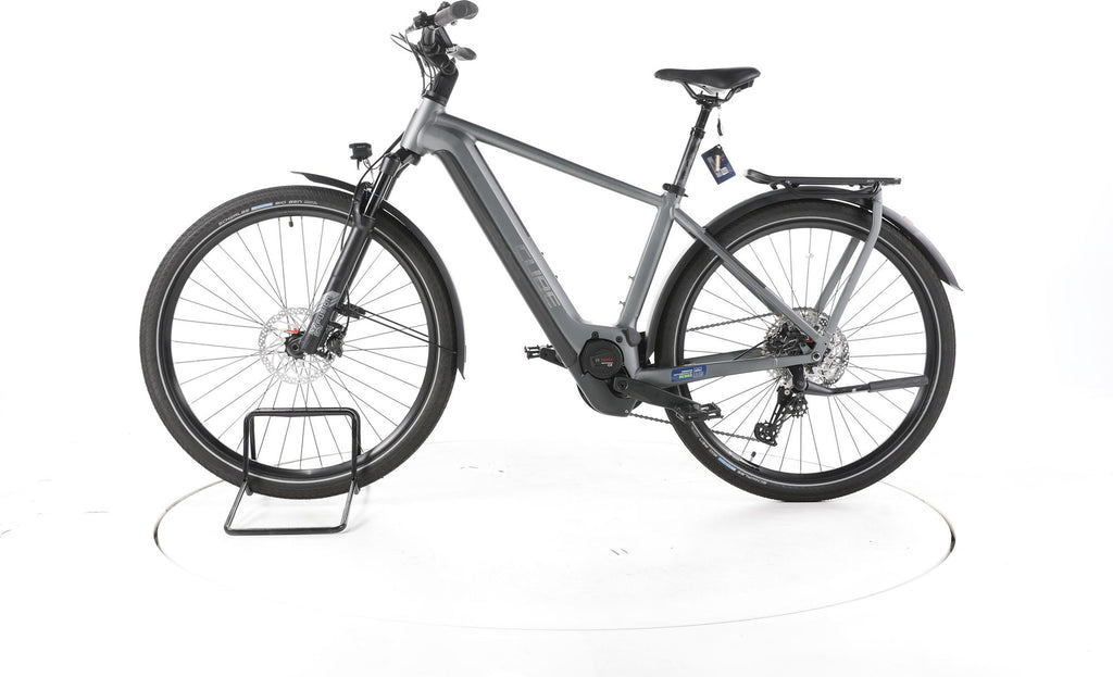 Produit reconditionné - Cube Kathmandu Hybrid Pro Trekking E-Bike - Très Bon Etat