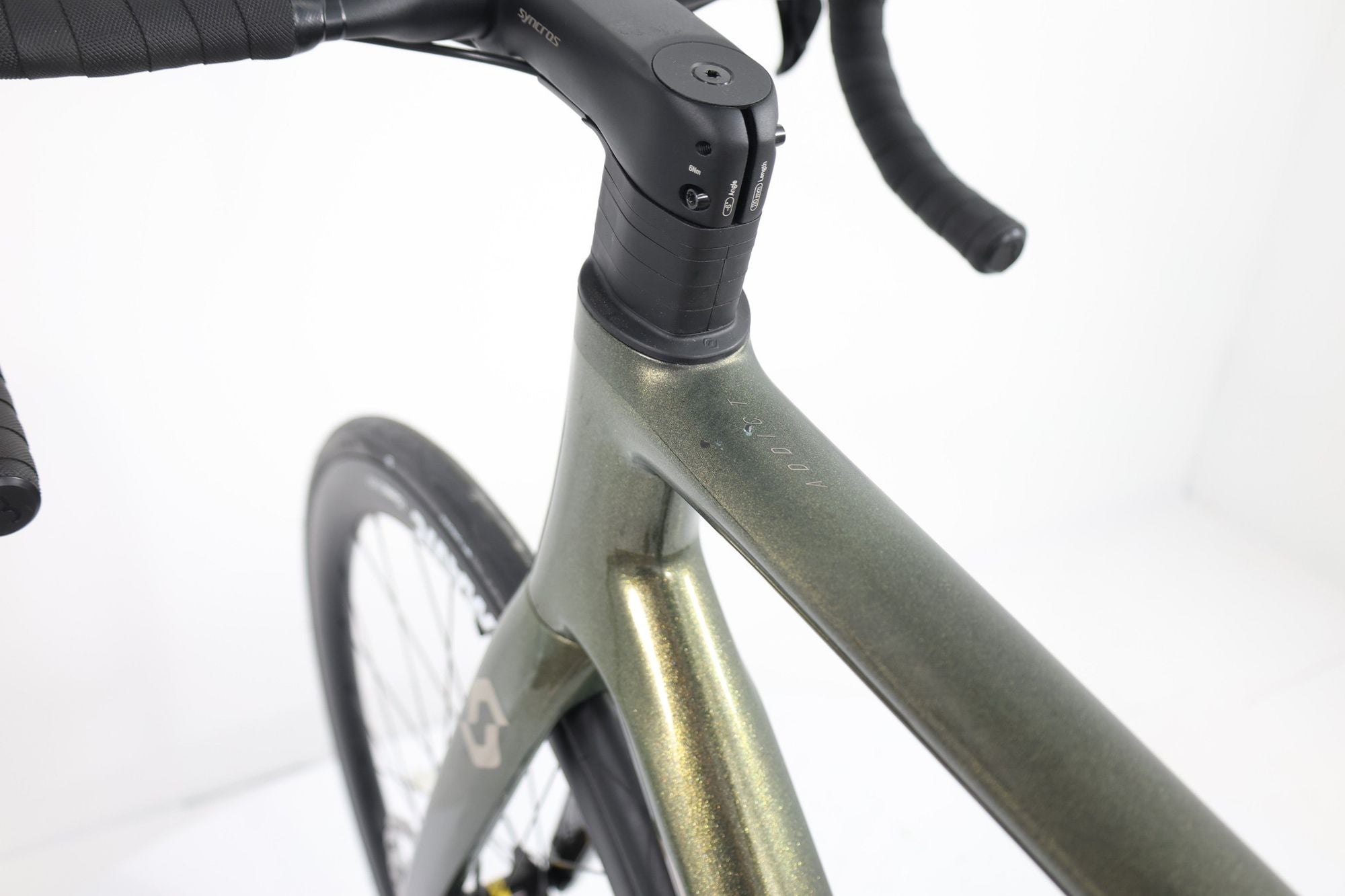 Produit Reconditionné · Vélo de route SCOTT Addict 30 2024 · Bon état