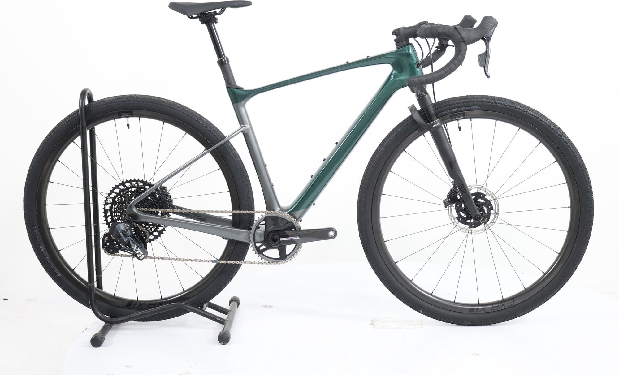 Produit Reconditionné · Vélo de gravel GIANT Revolt X Advanced Pro 0 2024 · Bon état