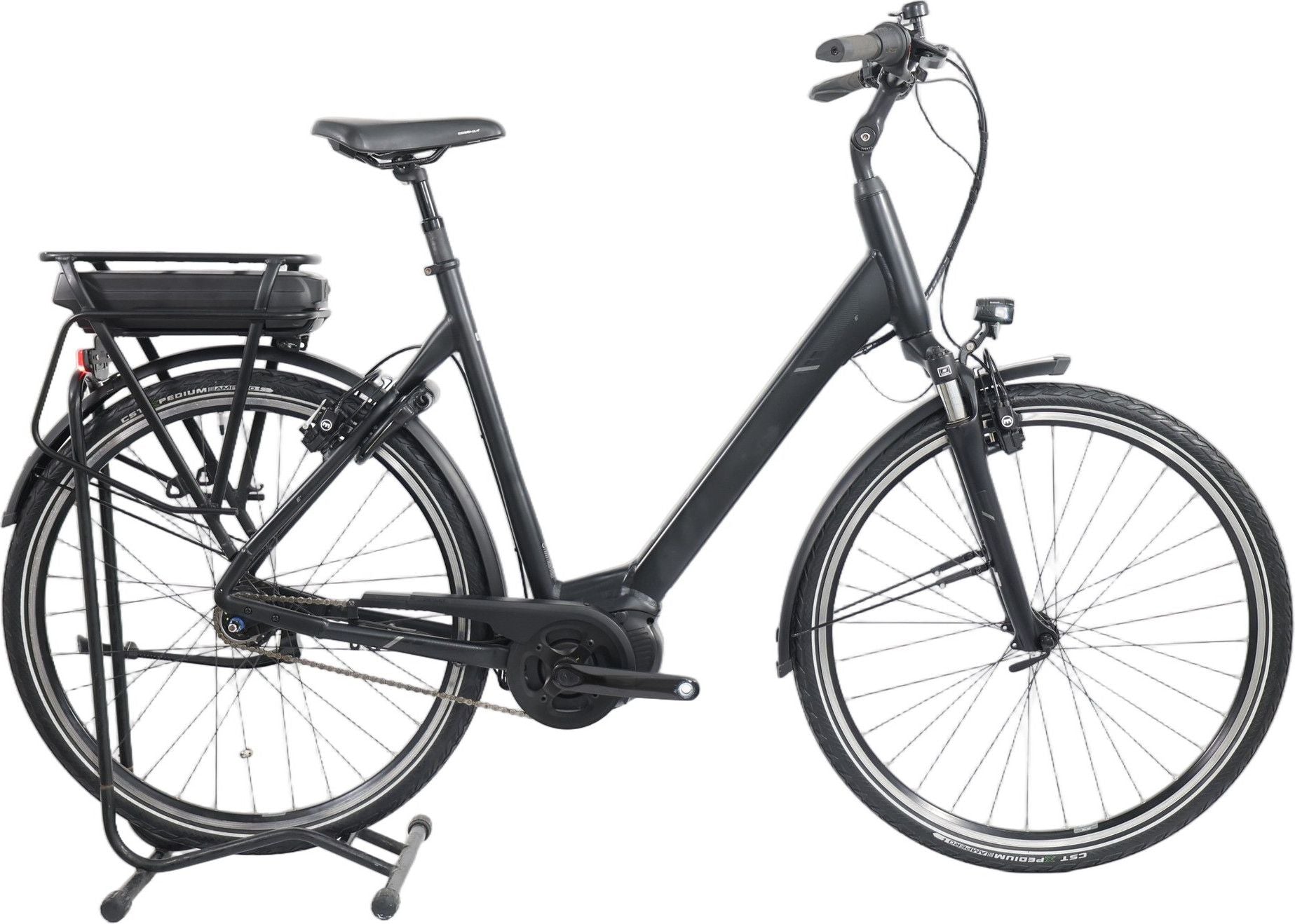 Produit Reconditionné · Vélo de ville électrique GIANT Entour E+ 1 RT LDS 2022 · Bon état