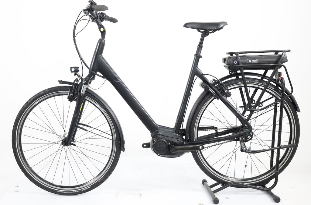 Produit Reconditionné · Vélo de ville électrique GIANT Entour E+ 1 RT LDS 2022 · Bon état