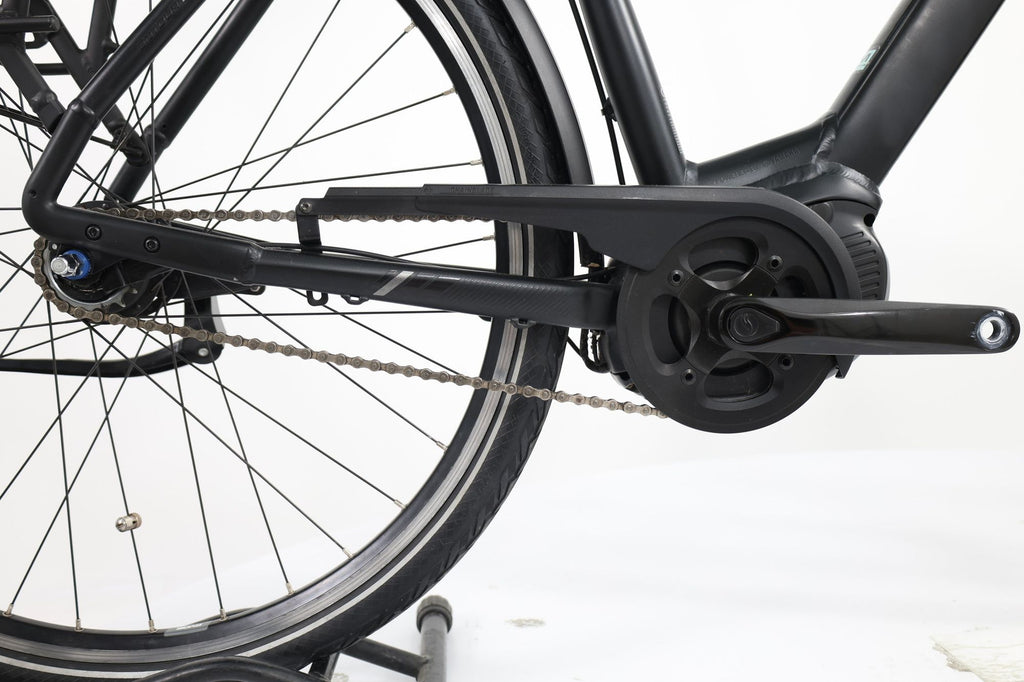 Produit Reconditionné · Vélo de ville électrique GIANT Entour E+ 1 RT LDS 2022 · Bon état