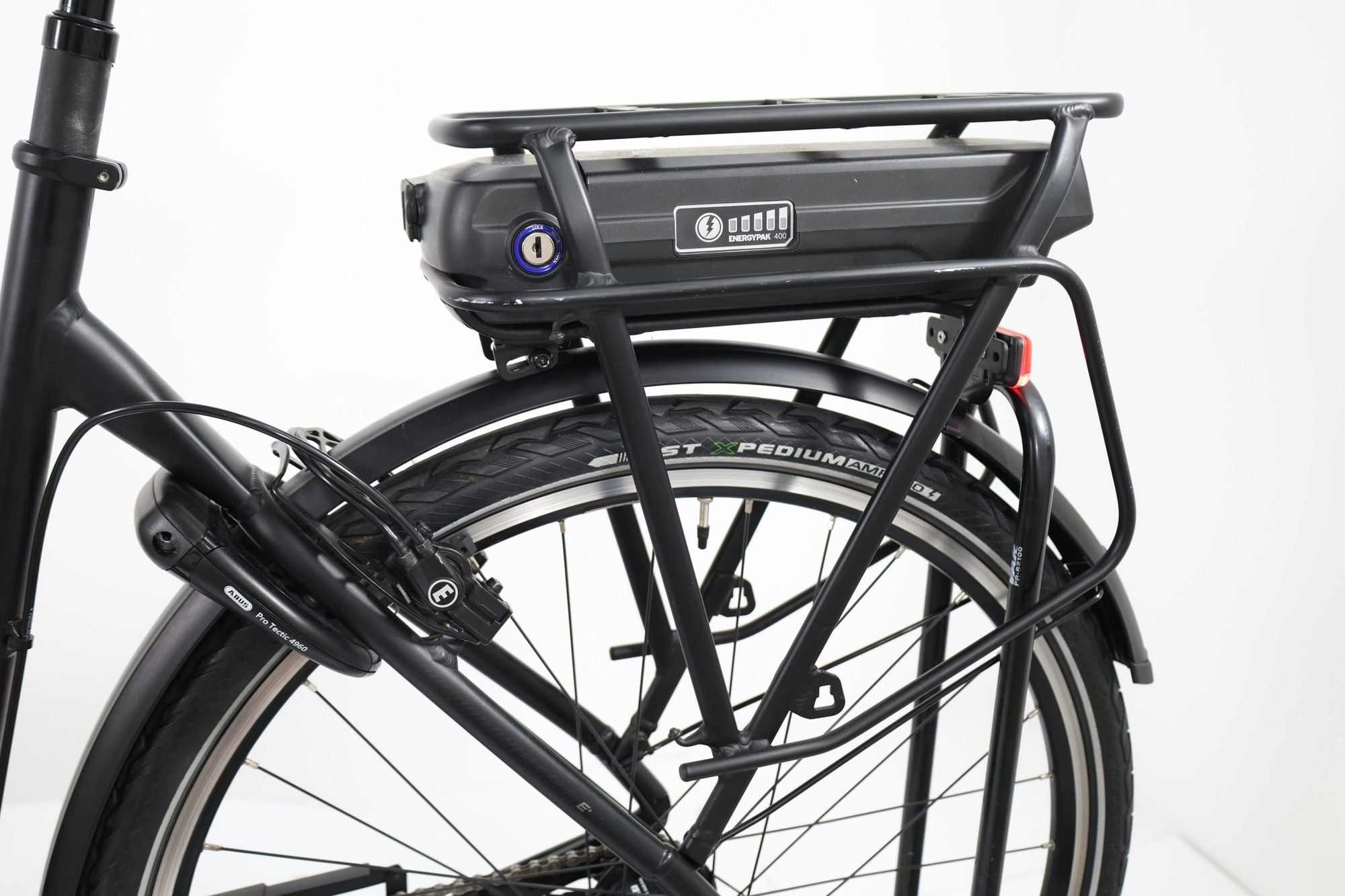 Produit Reconditionné · Vélo de ville électrique GIANT Entour E+ 1 RT LDS 2022 · Bon état