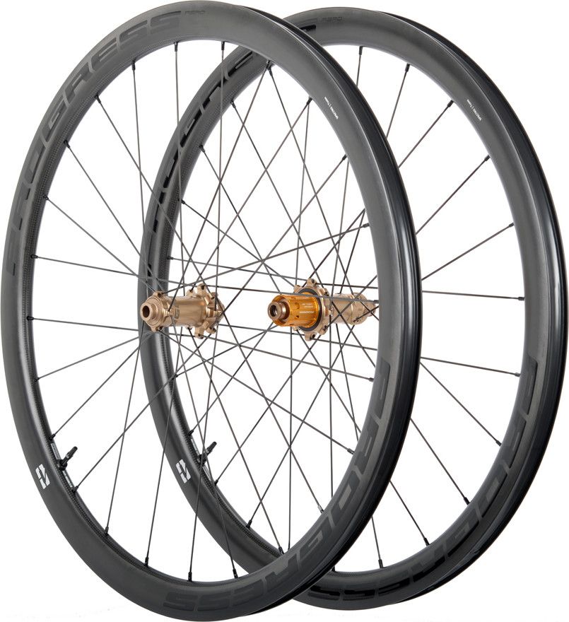 Paire de roues Progress Aero 38 Disc Noir/Light Bronze | 12x100/12x142 | Center Lock